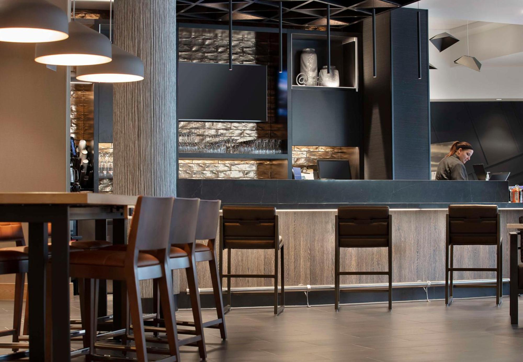 Hyatt Place Moncton-Downtown Dış mekan fotoğraf