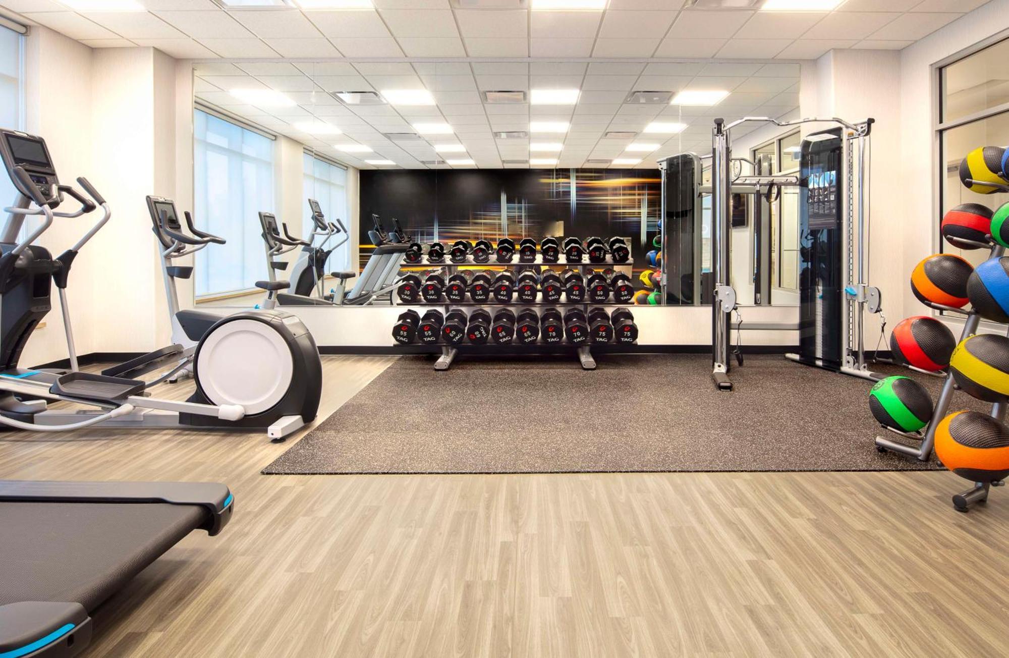 Hyatt Place Moncton-Downtown Dış mekan fotoğraf